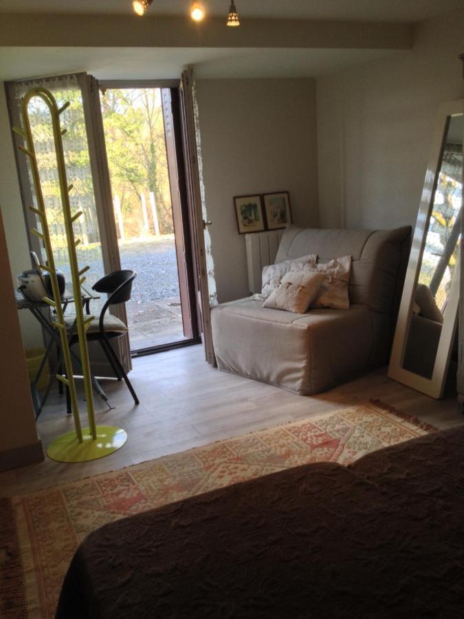Charmant F1 Avec Terrasse Et Vue Sur Jardin Arbore - Fraicheur Naturelle Du Rez De Jardin - Parking 贝勒里夫·苏尔·阿列尔 外观 照片