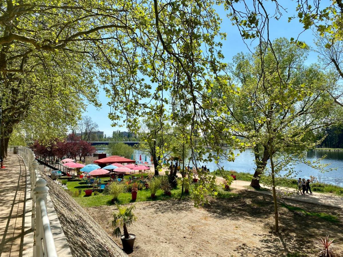 Charmant F1 Avec Terrasse Et Vue Sur Jardin Arbore - Fraicheur Naturelle Du Rez De Jardin - Parking 贝勒里夫·苏尔·阿列尔 外观 照片