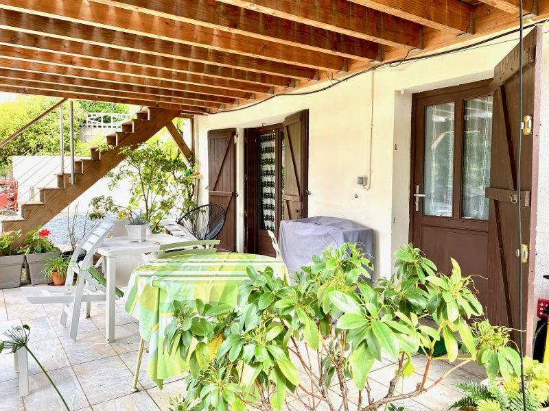 Charmant F1 Avec Terrasse Et Vue Sur Jardin Arbore - Fraicheur Naturelle Du Rez De Jardin - Parking 贝勒里夫·苏尔·阿列尔 外观 照片